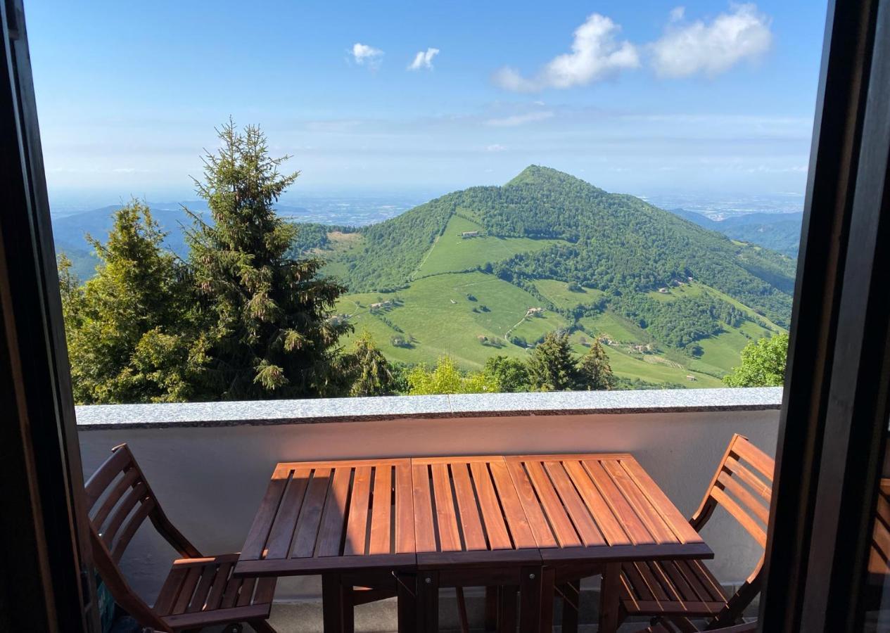 Panorama 1200, In The Heart Of The San Fermo Hills Lägenhet Adrara San Rocco Exteriör bild